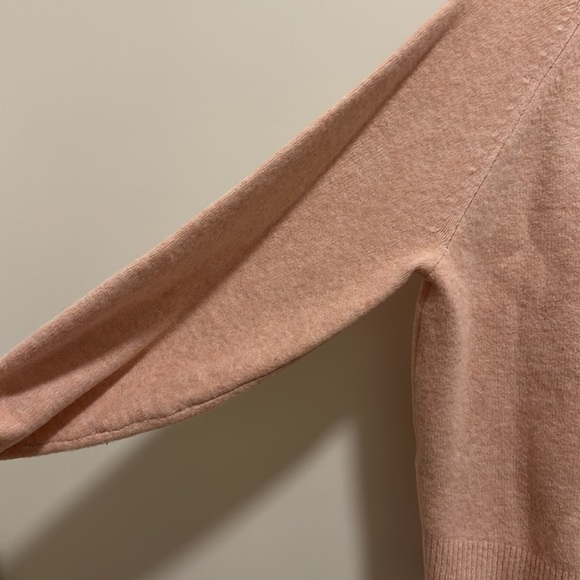 Uniqlo Souffle Yarn Long Sleeve Cardigan in Size S - Picture 9 of 16